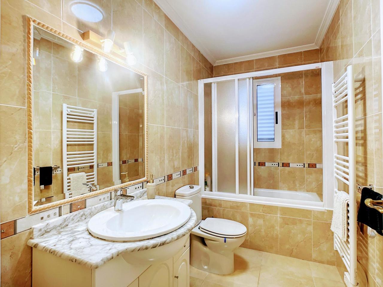 For sale - 3 Bedroom 3 Bathroom Villa in Pinar de Campoverde - Inland  - Alicante