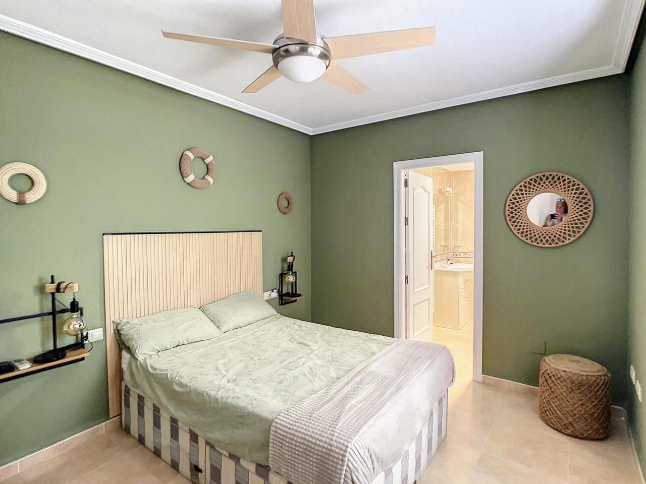 For sale - 3 Bedroom 3 Bathroom Villa in Pinar de Campoverde - Inland  - Alicante