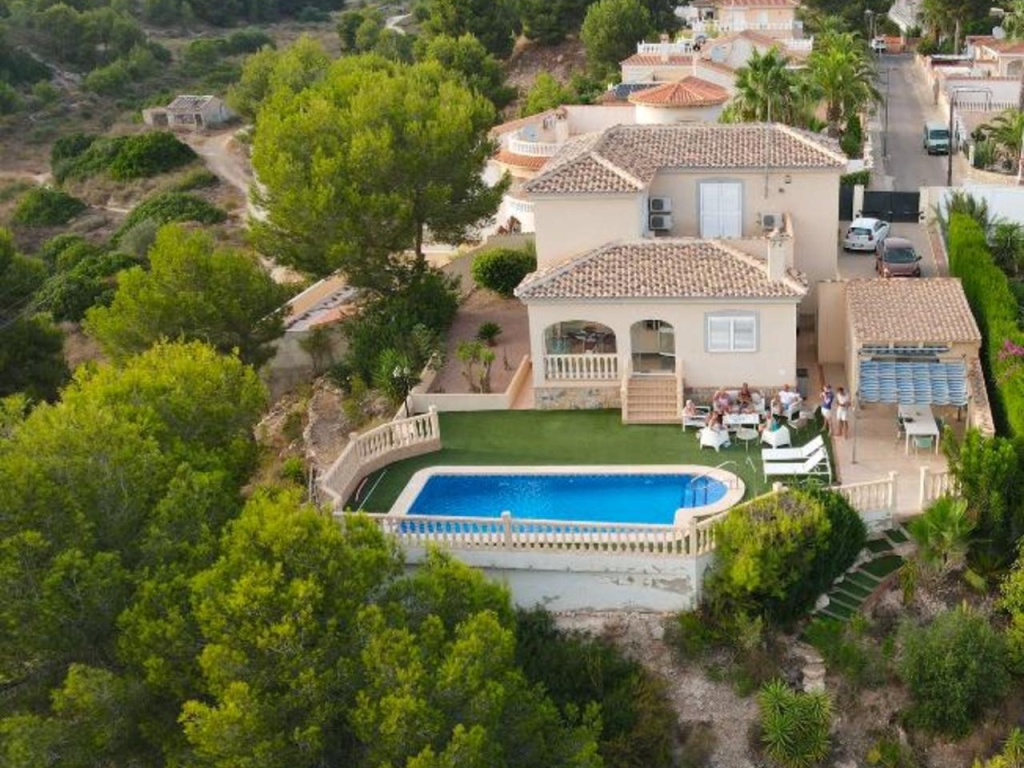 3 Bedroom 3 Bathroom Villa in Pinar de Campoverde