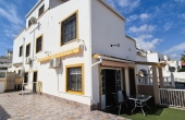 27-12-522-11-1130/78397, 6 Bedroom 2 Bathroom Quad House in Torrevieja