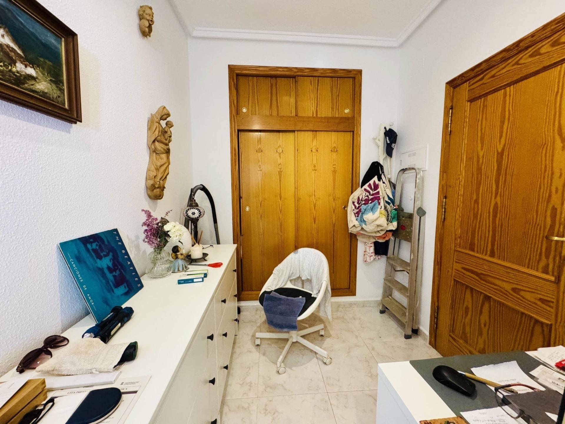 For sale - 2 Bedroom 1 Bathroom Villa in Torrevieja - La Siesta - El Salado - Torreta  - Alicante