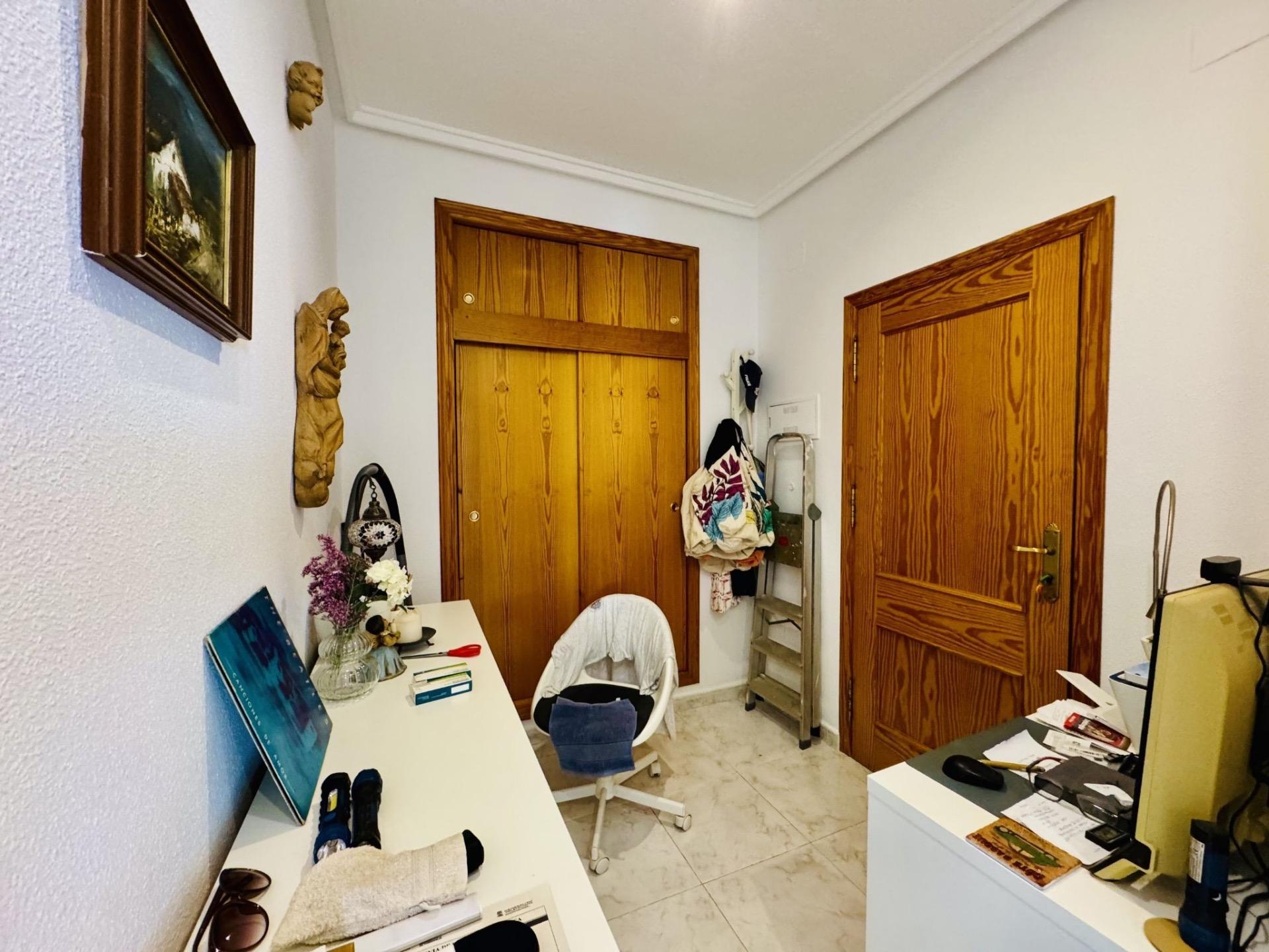 For sale - 2 Bedroom 1 Bathroom Villa in Torrevieja - La Siesta - El Salado - Torreta  - Alicante