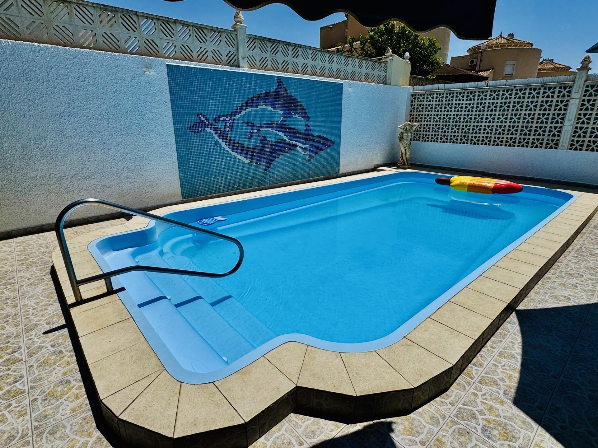 For sale - 2 Bedroom 1 Bathroom Villa in Torrevieja - La Siesta - El Salado - Torreta  - Alicante