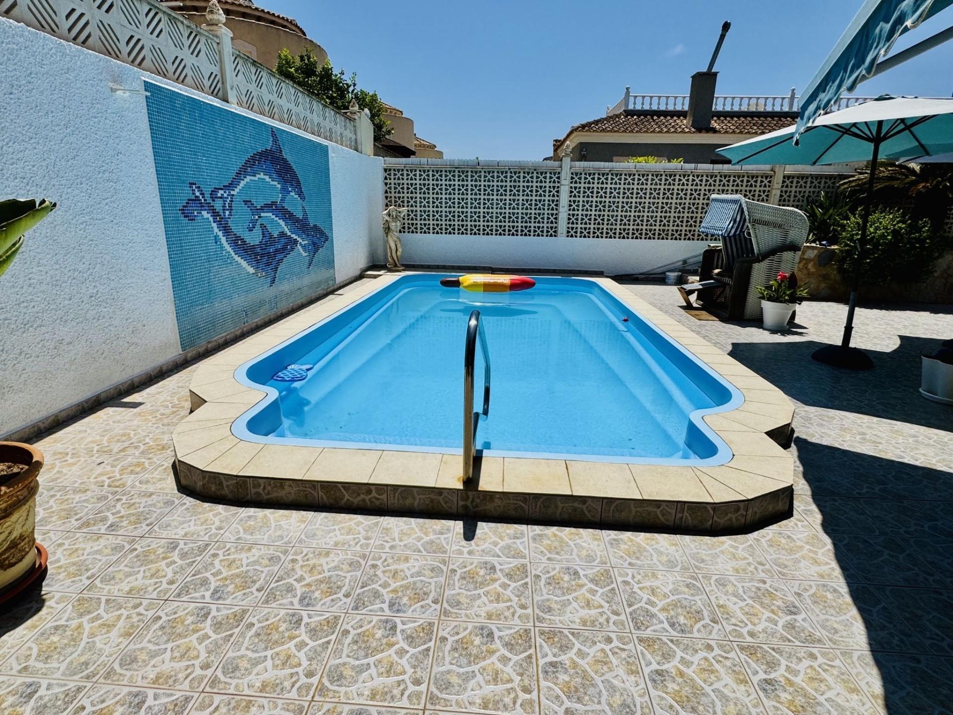 For sale - 2 Bedroom 1 Bathroom Villa in Torrevieja - La Siesta - El Salado - Torreta  - Alicante