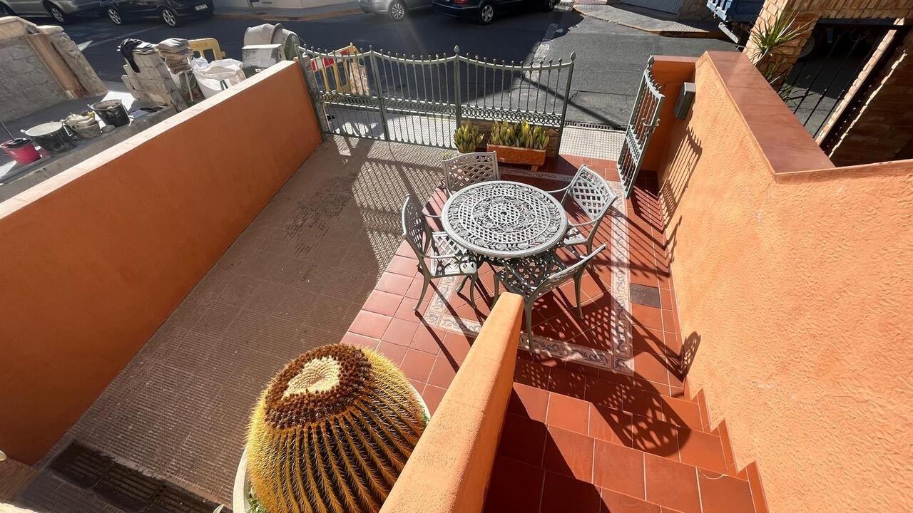 For sale - 4 Bedroom 2 Bathroom Town House in Formentera del Segura - Pueblo 5  - Alicante