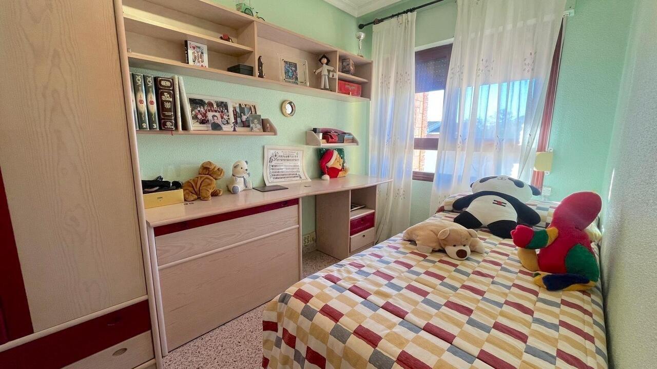 For sale - 4 Bedroom 2 Bathroom Town House in Formentera del Segura - Pueblo 5  - Alicante