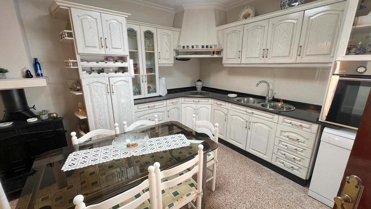 For sale - 4 Bedroom 2 Bathroom Town House in Formentera del Segura - Pueblo 5  - Alicante