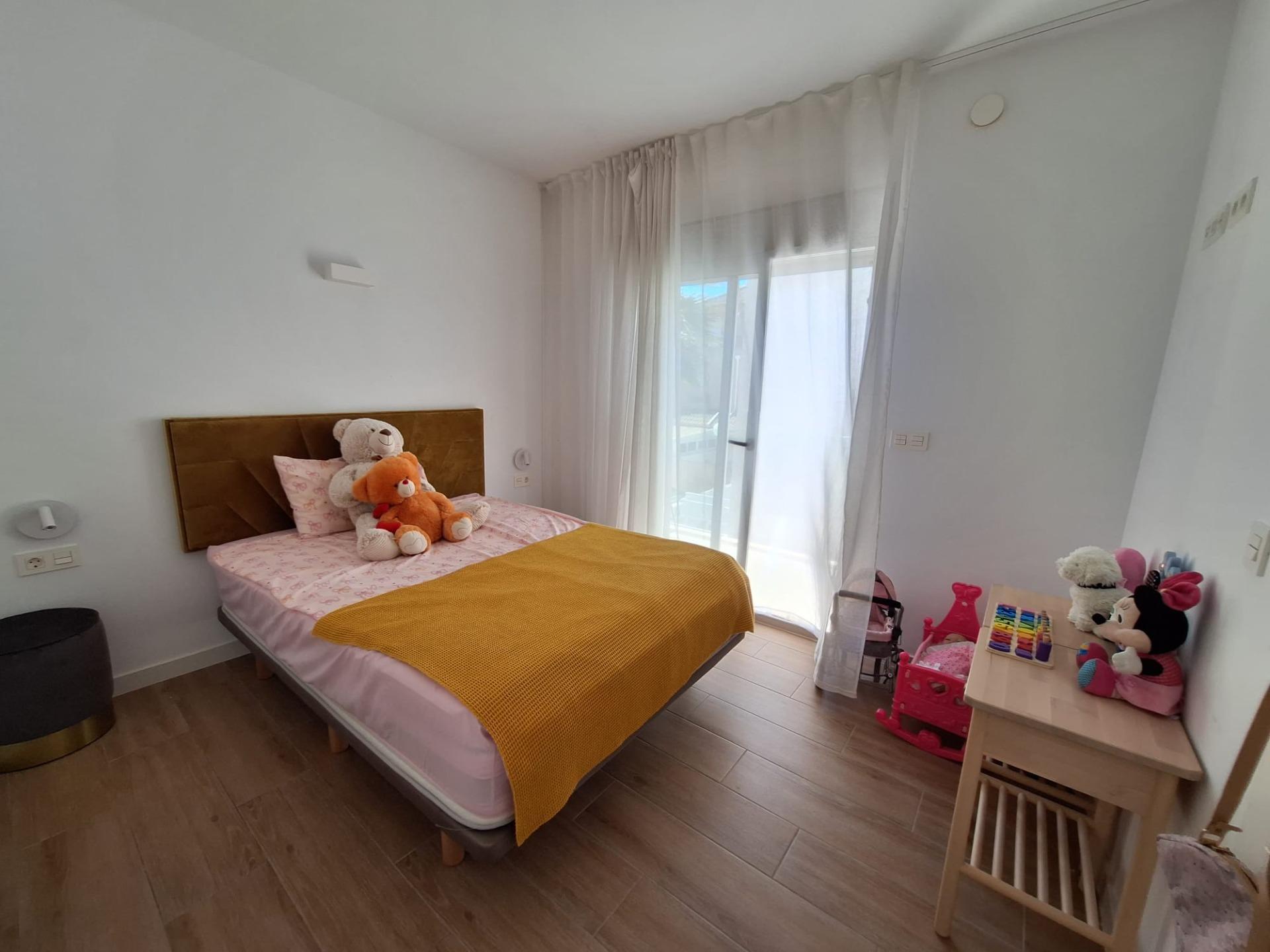 For sale - 3 Bedroom 3 Bathroom Villa in Torrevieja - Los Frutales  - Alicante