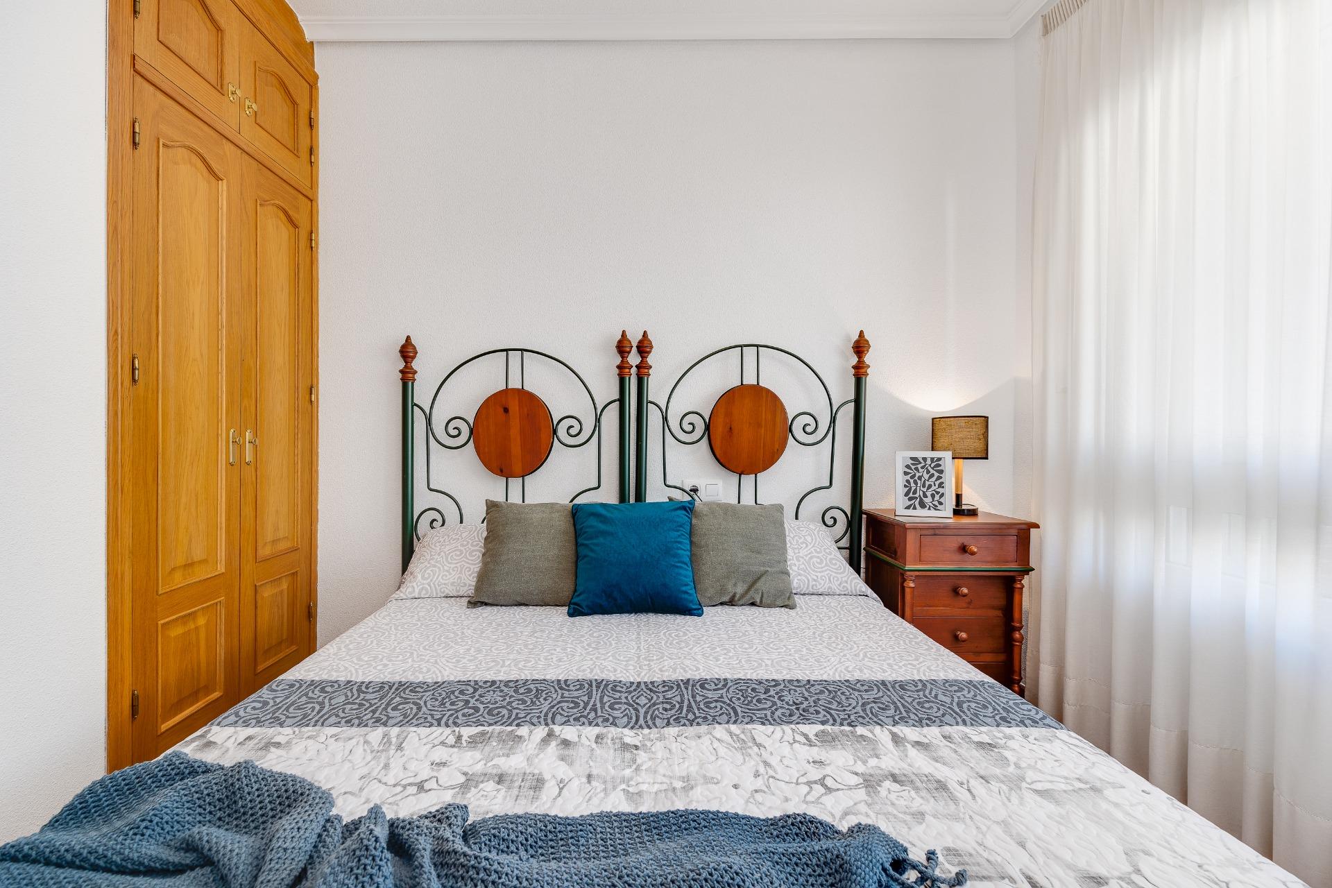 For sale - 2 Bedroom 2 Bathroom Penthouse in Torrevieja - Paseo Maritimo  - Alicante