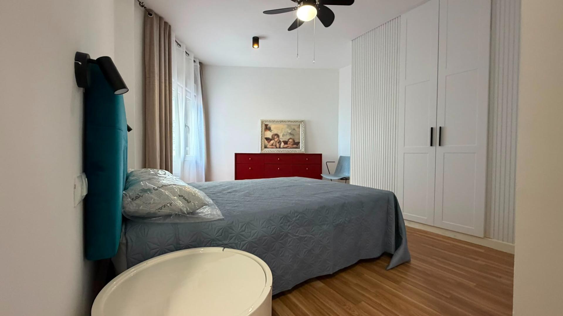 For sale - 3 Bedroom 2 Bathroom Apartment in Torrevieja - Playa Del Cura  - Alicante