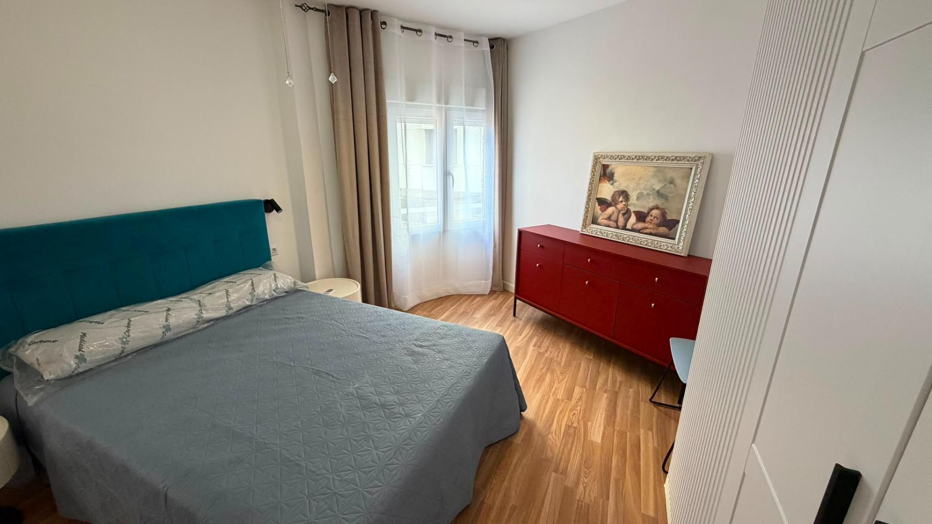 For sale - 3 Bedroom 2 Bathroom Apartment in Torrevieja - Playa Del Cura  - Alicante