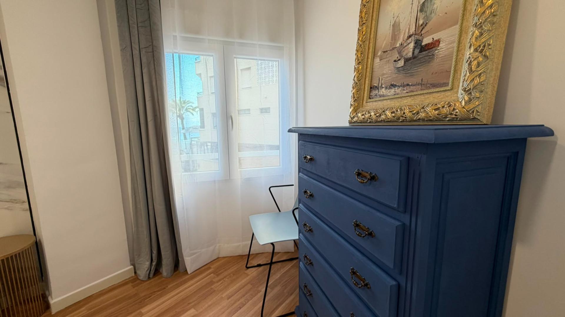 For sale - 3 Bedroom 2 Bathroom Apartment in Torrevieja - Playa Del Cura  - Alicante