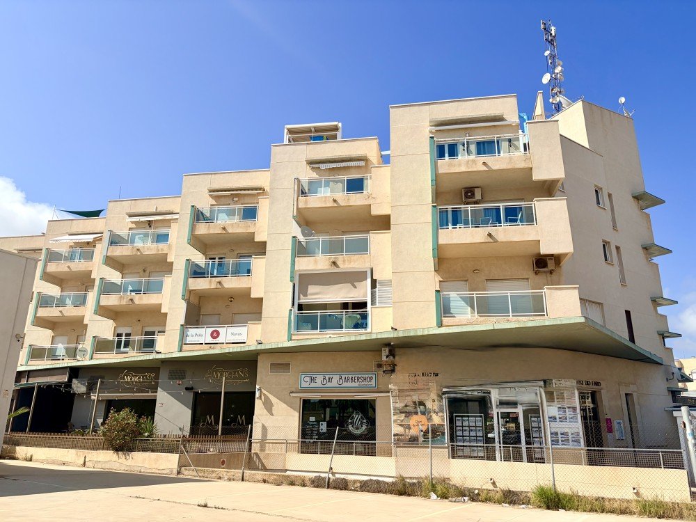 For sale - 2 Bedroom 1 Bathroom Penthouse in Orihuela Costa - Costa Blanca  - Alicante