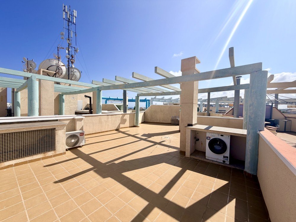For sale - 2 Bedroom 1 Bathroom Penthouse in Orihuela Costa - Costa Blanca  - Alicante