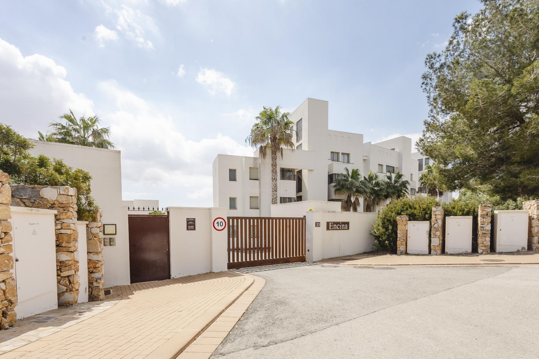 For sale - 2 Bedroom 2 Bathroom Penthouse in Orihuela - Las Colinas Golf  - Alicante