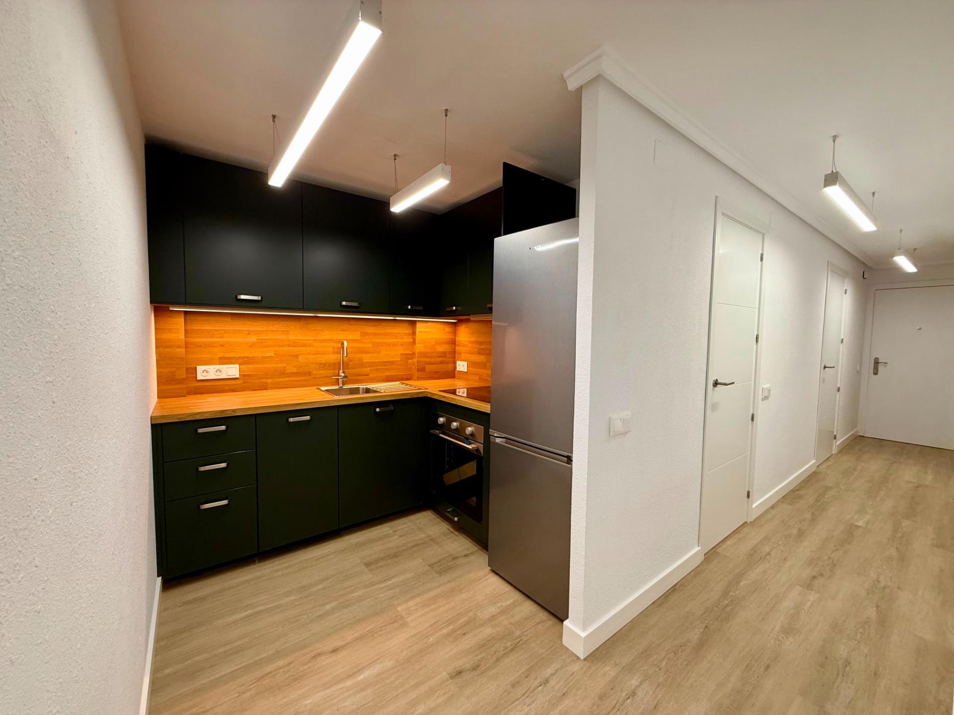 For sale - 2 Bedroom 1 Bathroom Penthouse in Torrevieja - Habaneras  - Alicante