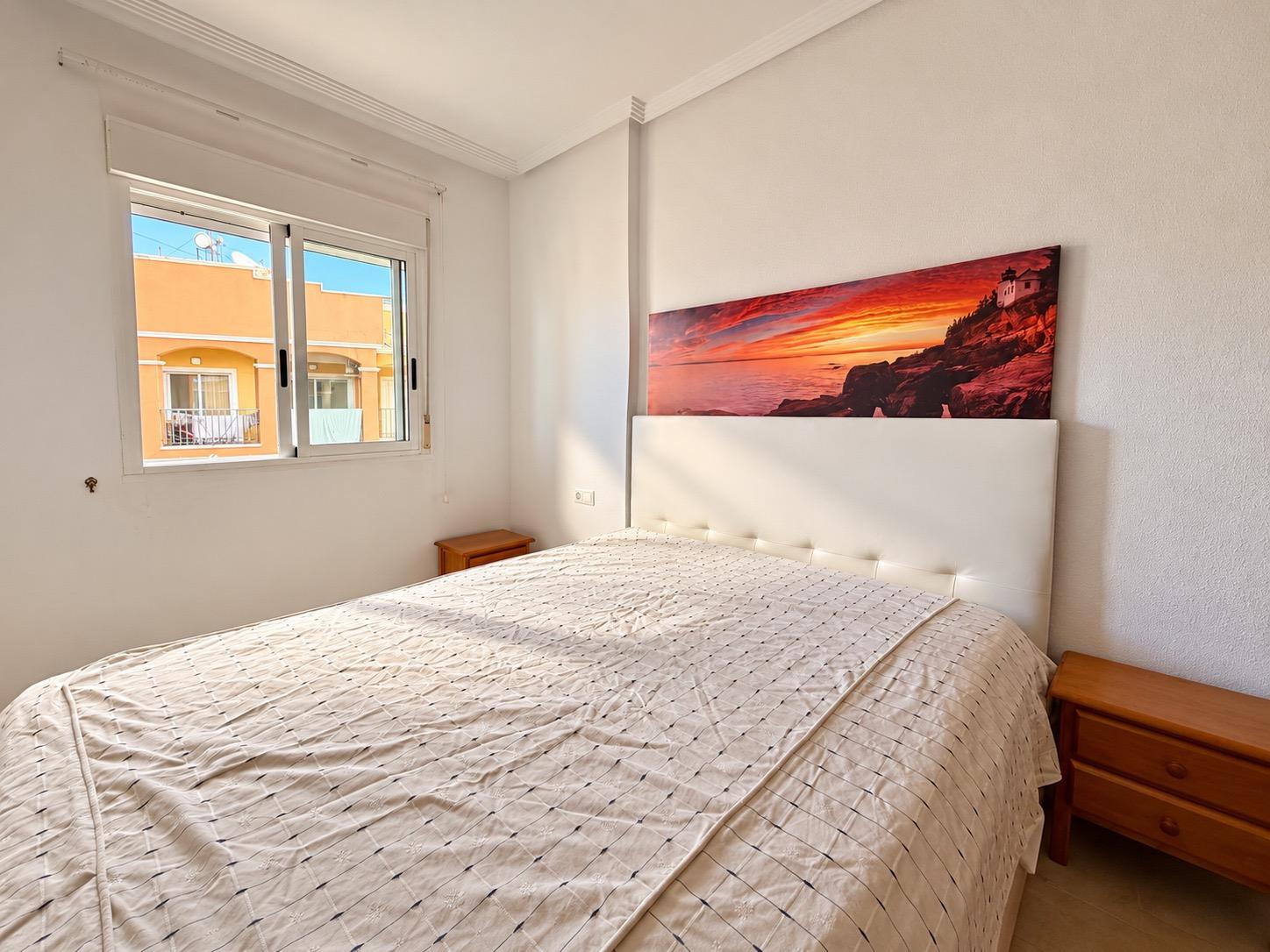 For sale - 2 Bedroom 1 Bathroom Penthouse in Torrevieja - Torreblanca  - Alicante