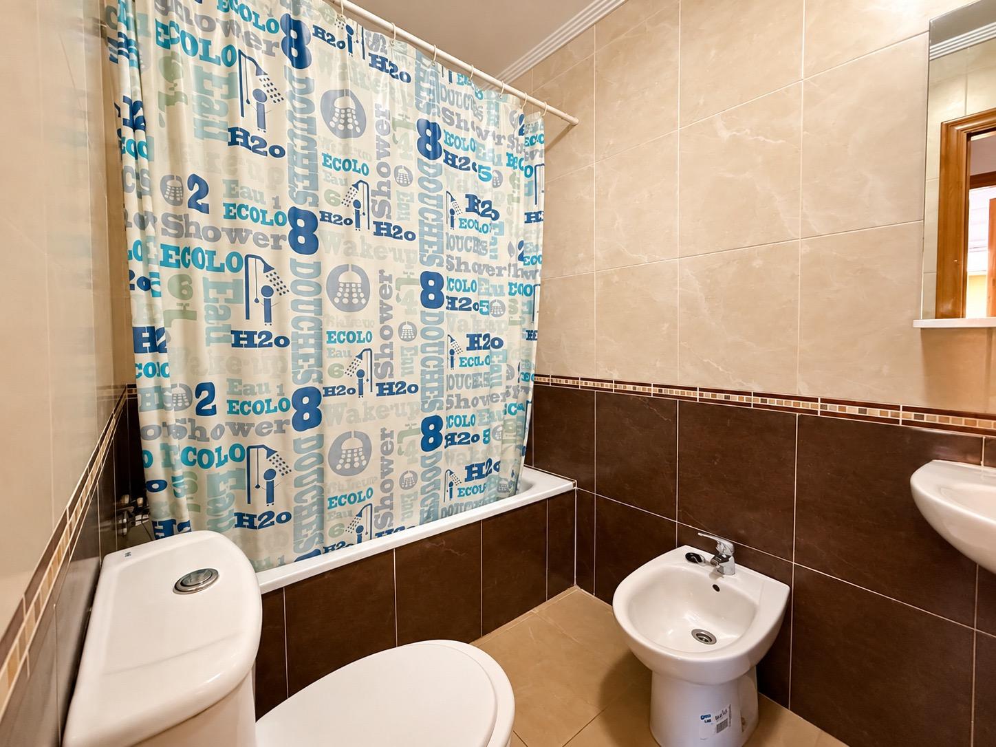 For sale - 2 Bedroom 1 Bathroom Penthouse in Torrevieja - Torreblanca  - Alicante