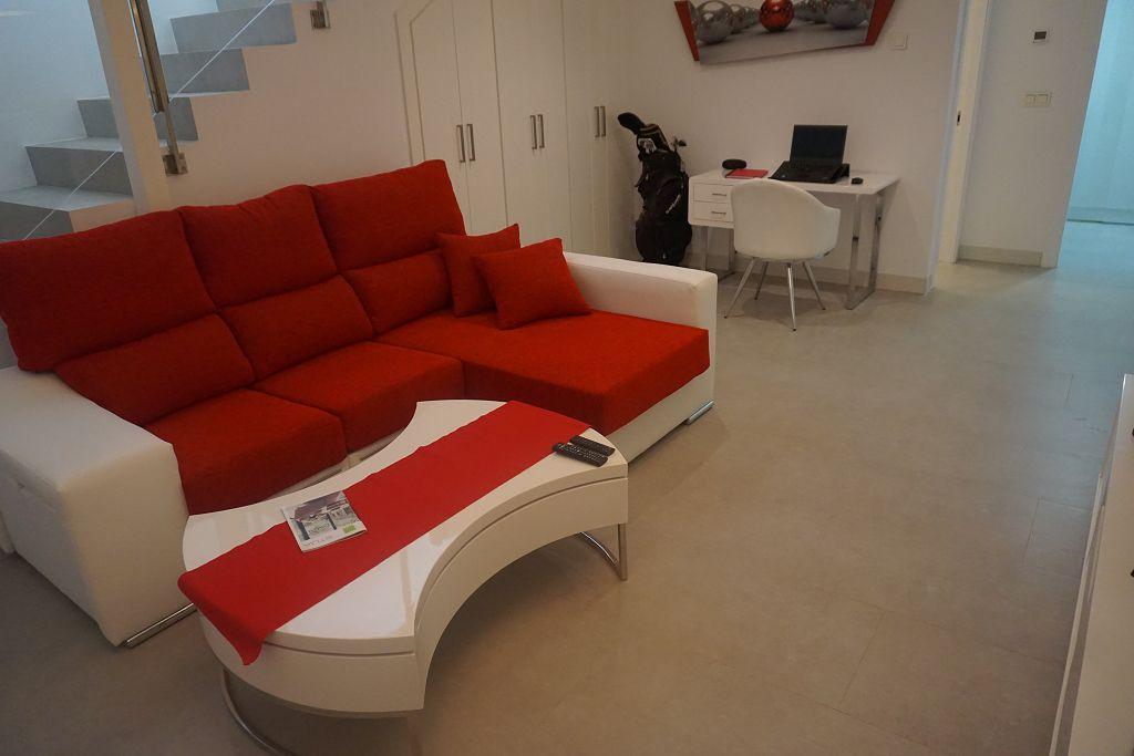 For sale - 3 Bedroom 3 Bathroom Villa in Villamartin - Costa Blanca  - Alicante
