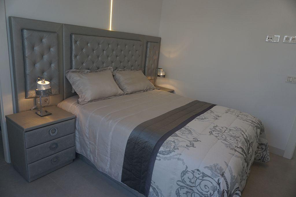 For sale - 3 Bedroom 3 Bathroom Villa in Villamartin - Costa Blanca  - Alicante