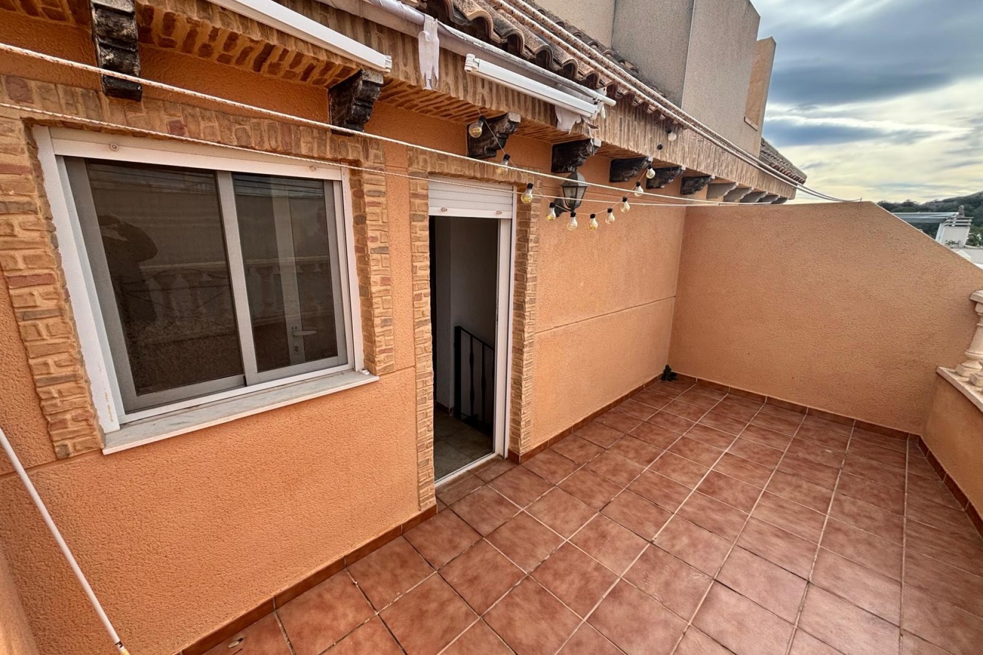 For sale - 5 Bedroom 2 Bathroom Townhouse in Urbanització Els Estanys - Urbanització Els Estanys  - Alicante