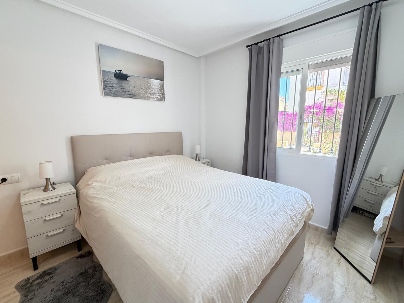 For sale - 2 Bedroom 2 Bathroom Town House in Orihuela Costa - Los Dolses  - Alicante