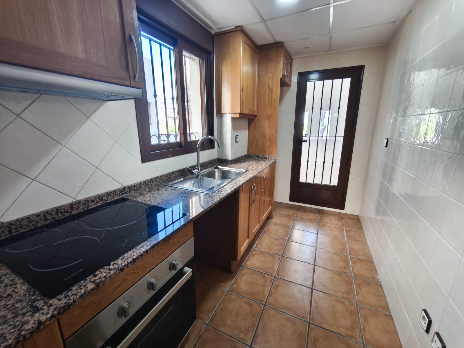 For sale - 3 Bedroom 2 Bathroom Bungalow in La Finca Golf Resort - Inland  - Alicante