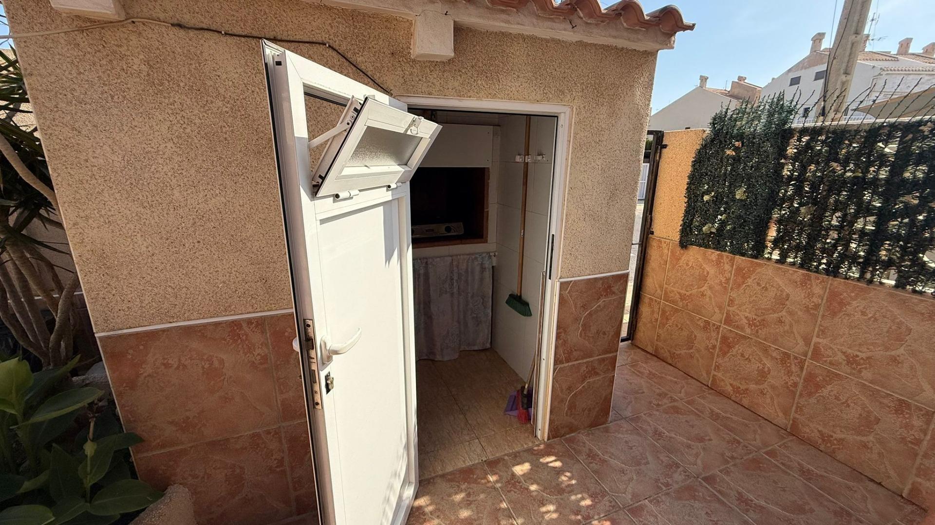For sale - 3 Bedroom 3 Bathroom Duplex in Torrevieja - Los Frutales  - Alicante