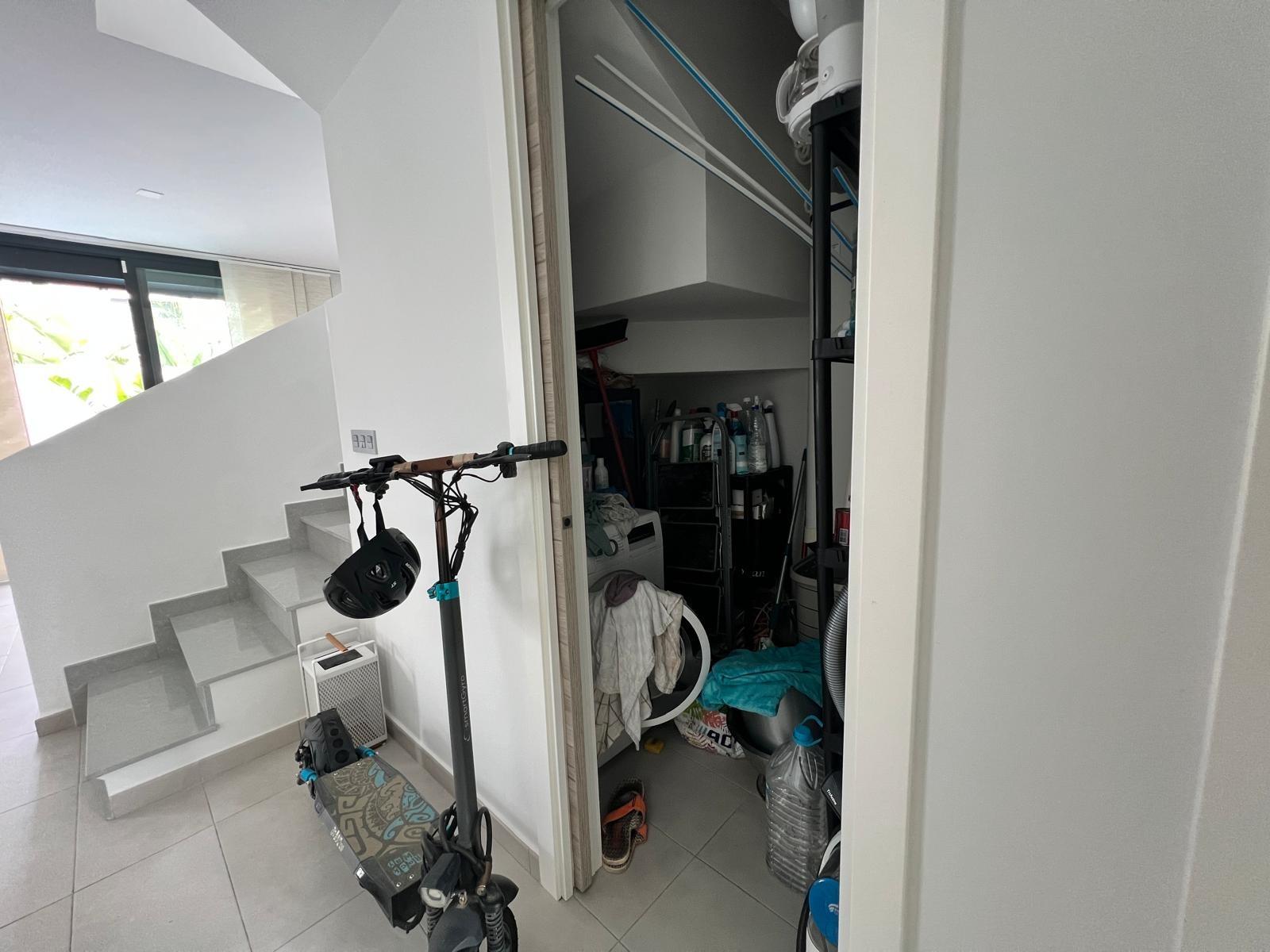 For sale - 3 Bedroom 2 Bathroom Villa in Villamartin - Villamartín-las Filipinas  - Alicante