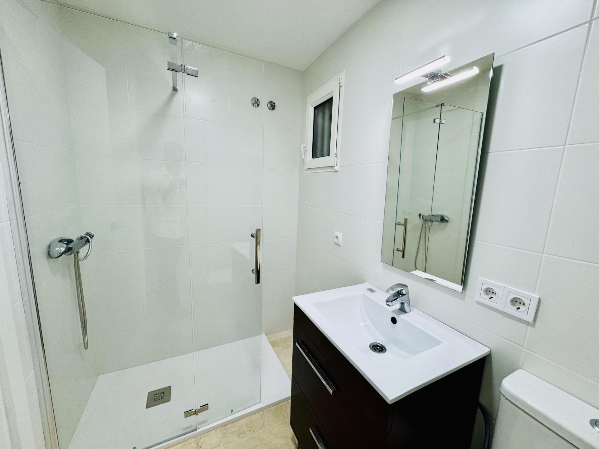 For sale - 2 Bedroom 1 Bathroom Apartment in Orihuela Costa - Altos De Campoamor  - Alicante