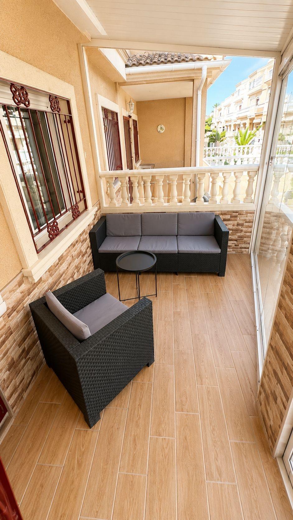 For sale - 3 Bedroom 3 Bathroom Town House in La Zenia  - La Zenia  - Alicante
