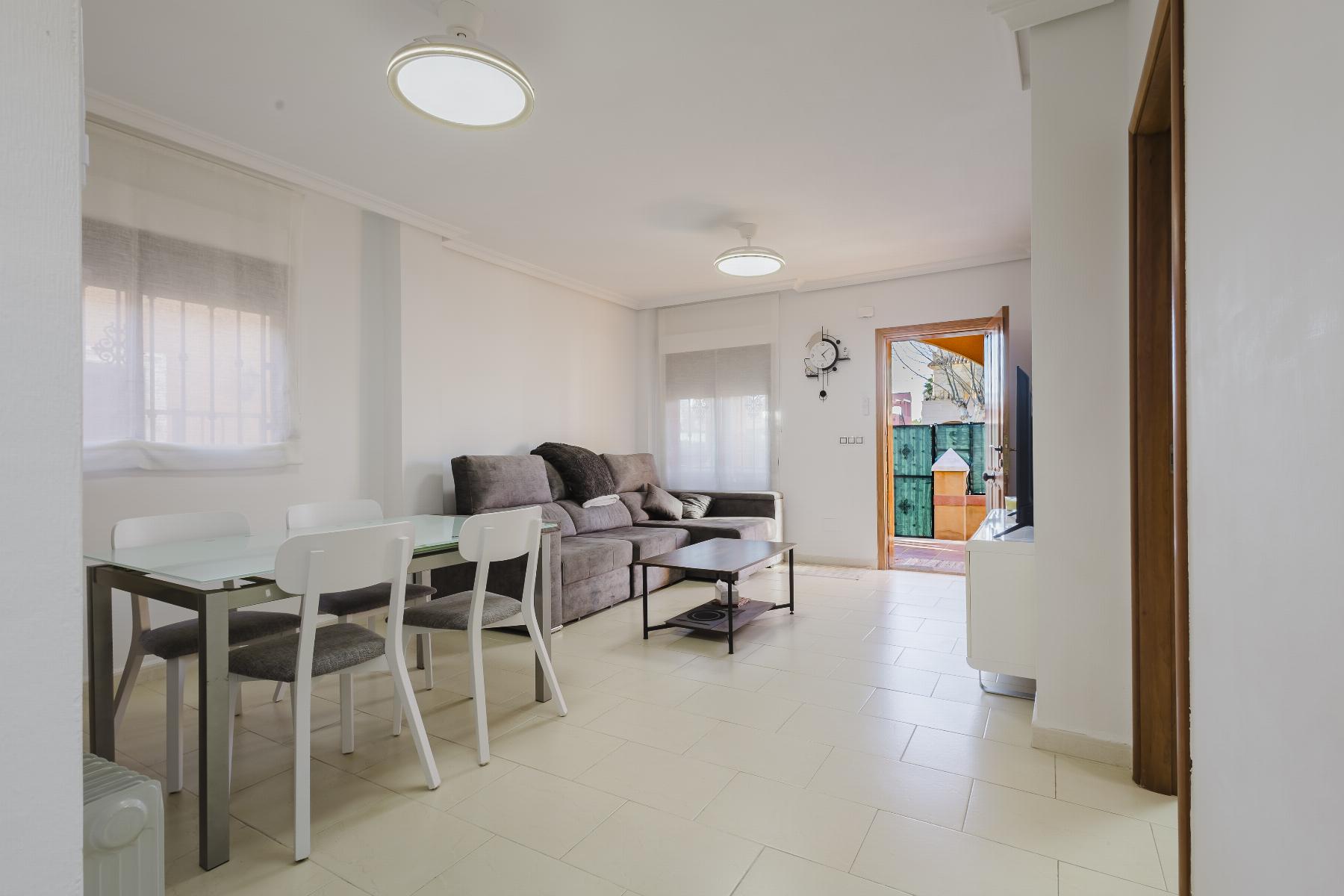 For sale - 2 Bedroom 2 Bathroom Villa in Torrevieja - Costa Blanca  - Alicante