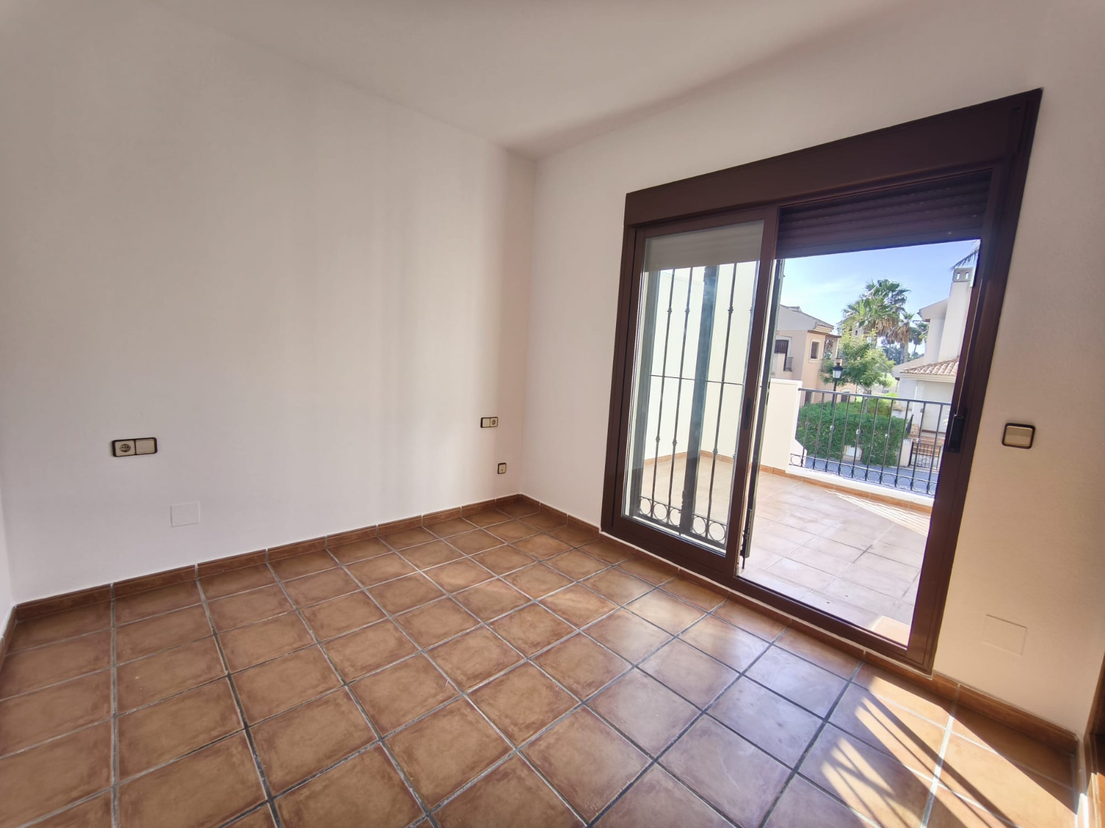 For sale - 3 Bedroom 2 Bathroom Town House in La Finca Golf Resort - Inland  - Alicante