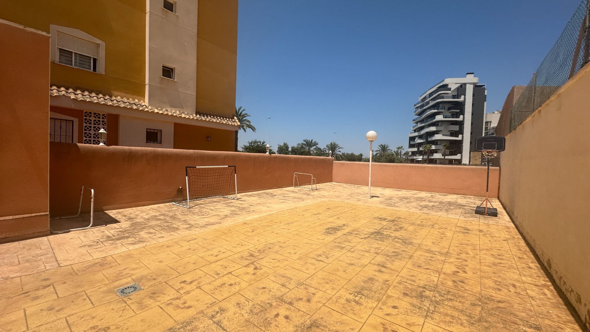 For sale - 2 Bedroom 2 Bathroom Apartment in Guardamar del Segura - Costa Blanca  - Alicante