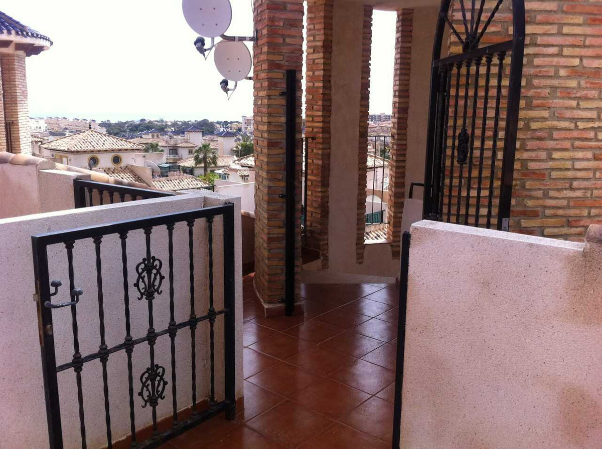 For sale - 2 Bedroom 1 Bathroom Apartment - Ground Floor Apartment in Orihuela - Cabo Roig  - Alicante