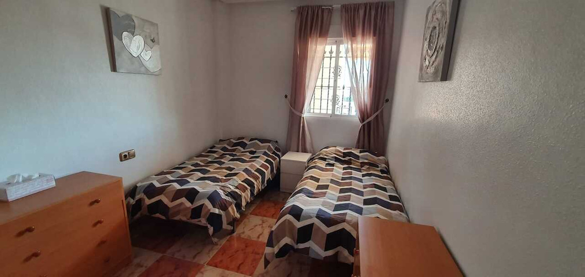 For sale - 2 Bedroom 1 Bathroom Apartment - Ground Floor Apartment in Orihuela - Cabo Roig  - Alicante