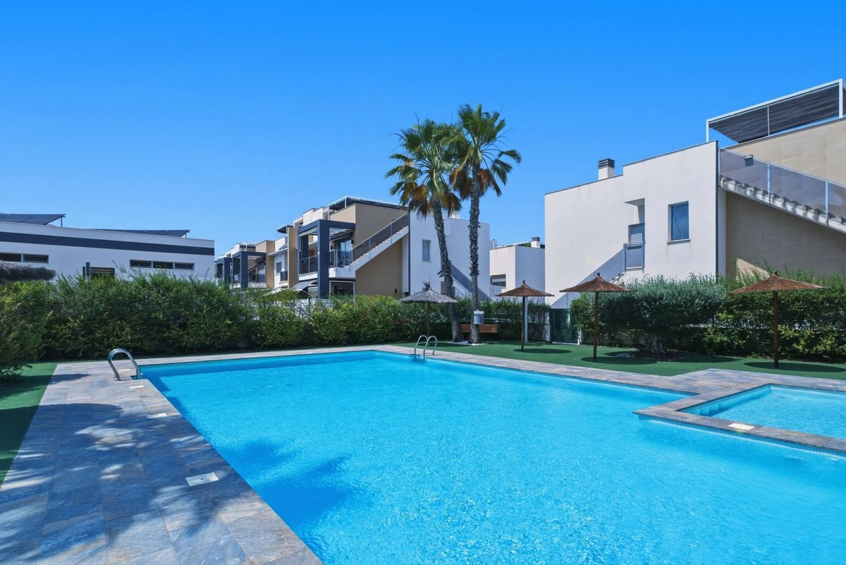 For sale - 3 Bedroom 2 Bathroom Apartment - Penthouse in Guardamar del Segura - Guardamar del Segura Centro  - Alicante