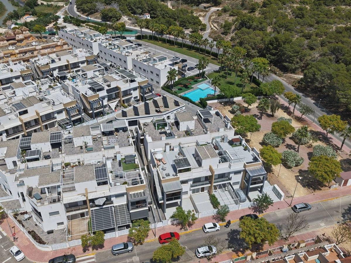 For sale - 3 Bedroom 2 Bathroom Apartment - Penthouse in Guardamar del Segura - Guardamar del Segura Centro  - Alicante