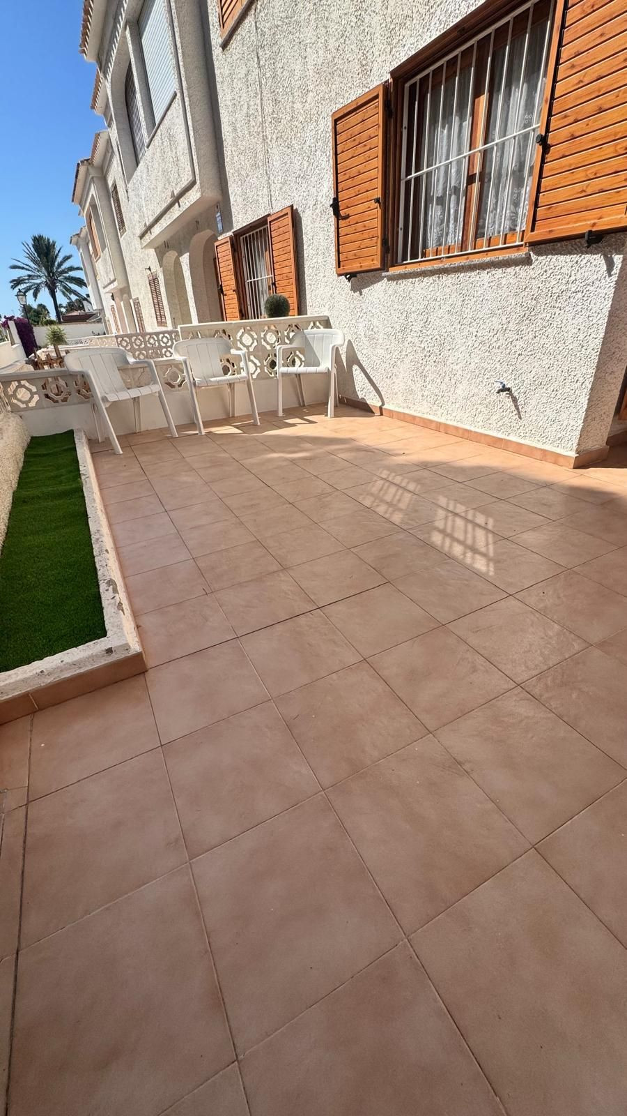 For sale - 3 Bedroom 2 Bathroom House - Townhouse in Orihuela - Playa Flamenca  - Alicante