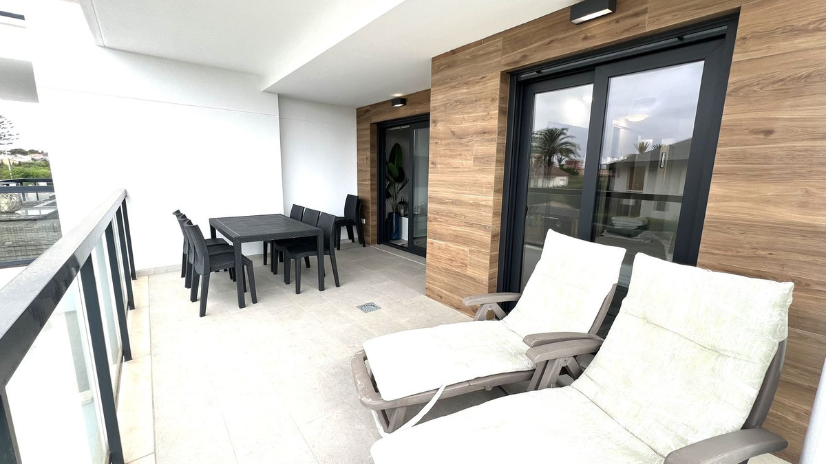 For sale - 2 Bedroom 2 Bathroom Apartment - Middle Floor Apartment in Pilar de la Horadada - Pilar de la Horadada Centro  - Alicante
