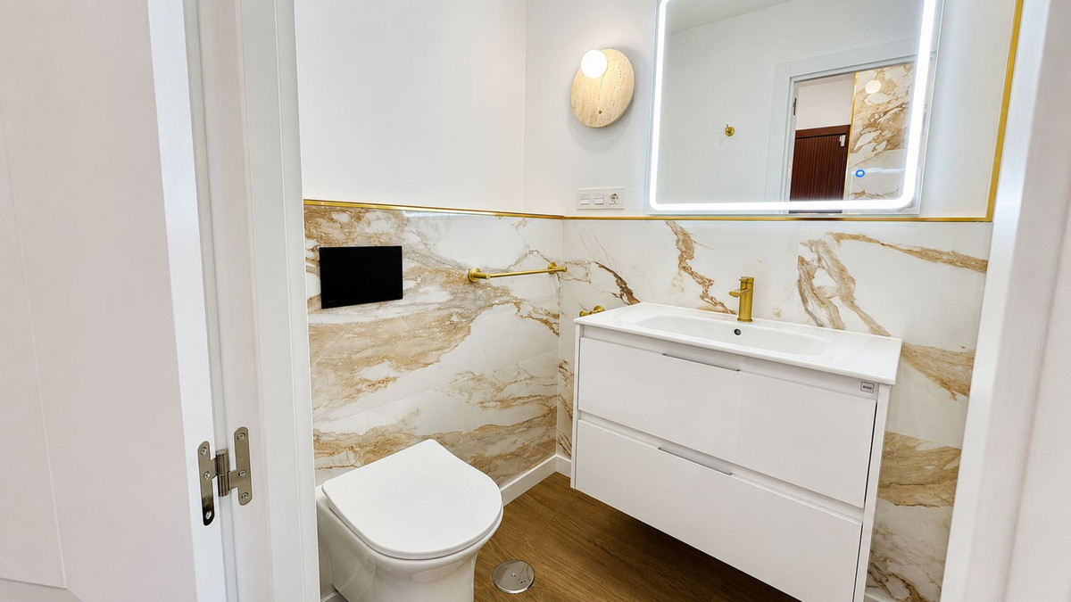 For sale - 2 Bedroom 1 Bathroom Apartment - Penthouse in Orihuela - Punta Prima  - Alicante