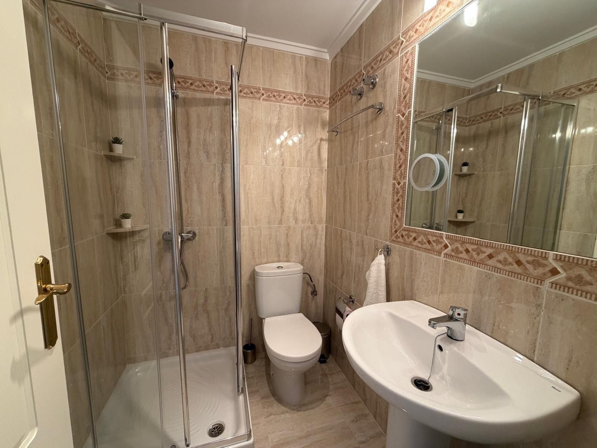 For sale - 2 Bedroom 2 Bathroom Townhouse in Villamartin - Villamartin  - Alicante