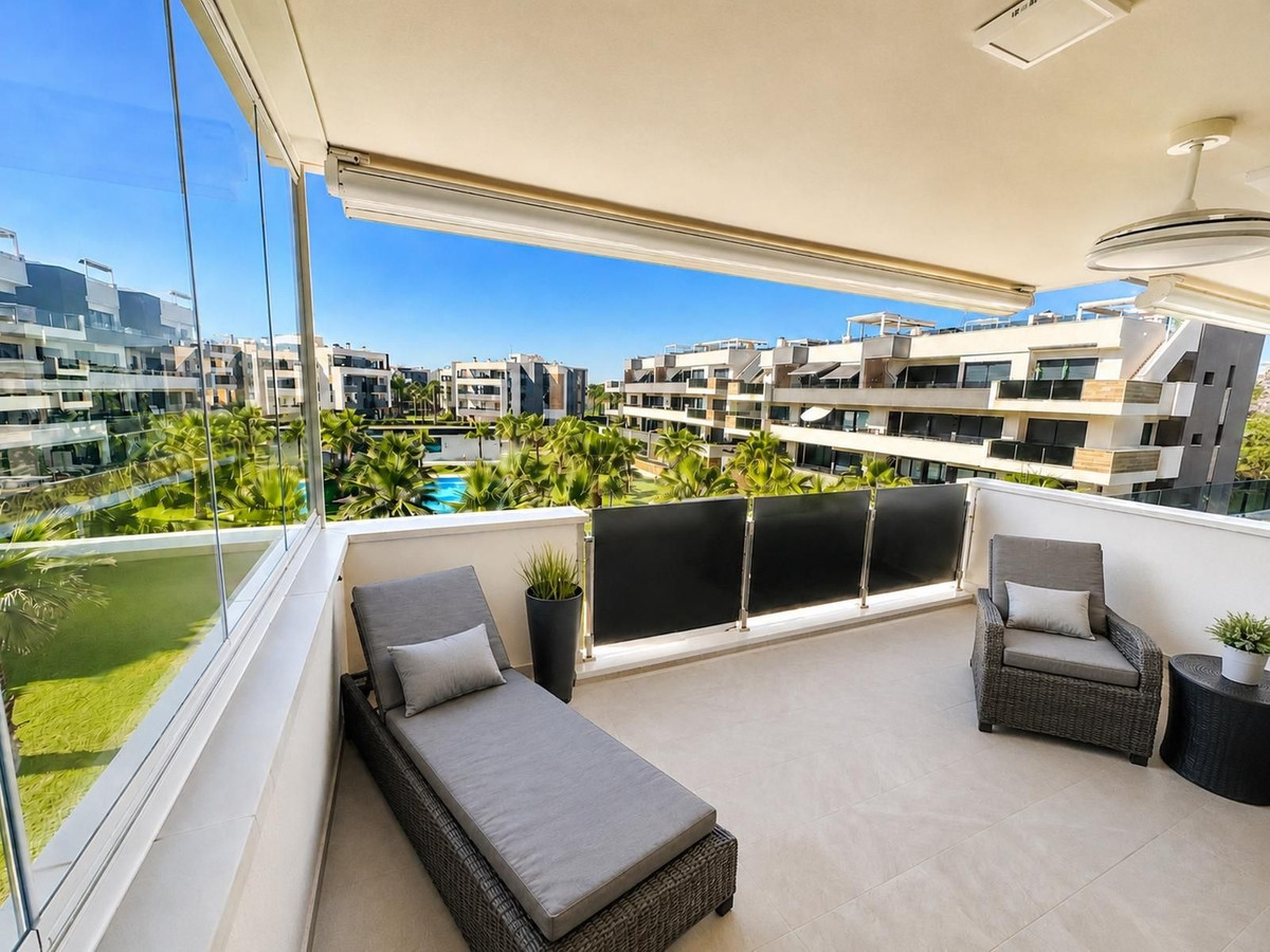 For sale - 2 Bedroom 2 Bathroom Apartment - Middle Floor Apartment in Orihuela - Los Altos  - Alicante