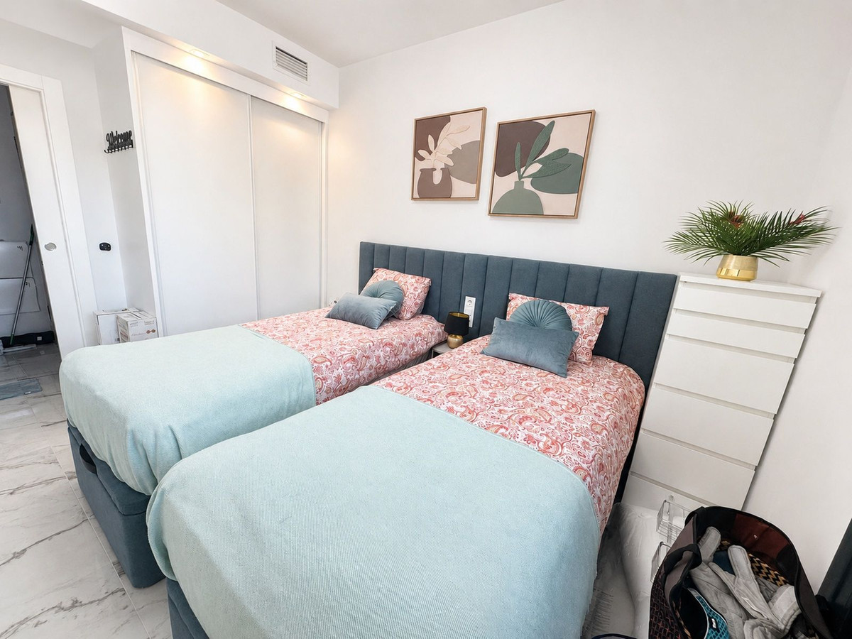 For sale - 2 Bedroom 2 Bathroom Apartment - Middle Floor Apartment in Orihuela - Los Altos  - Alicante