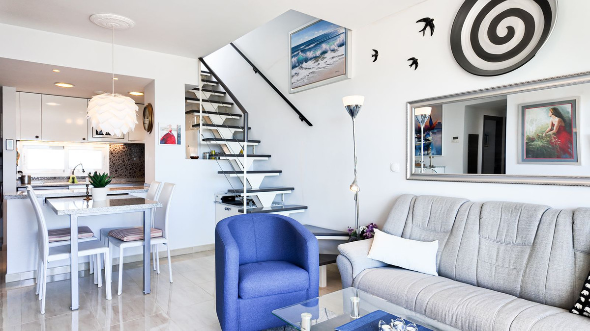 For sale - 2 Bedroom 2 Bathroom Apartment - Penthouse in Orihuela - Villamartin  - Alicante