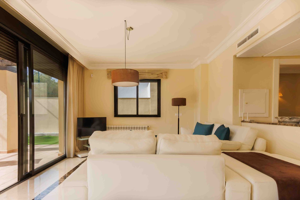 For sale - 3 Bedroom 3 Bathroom House - Detached Villa in San Javier - Roda Golf  - Murcia