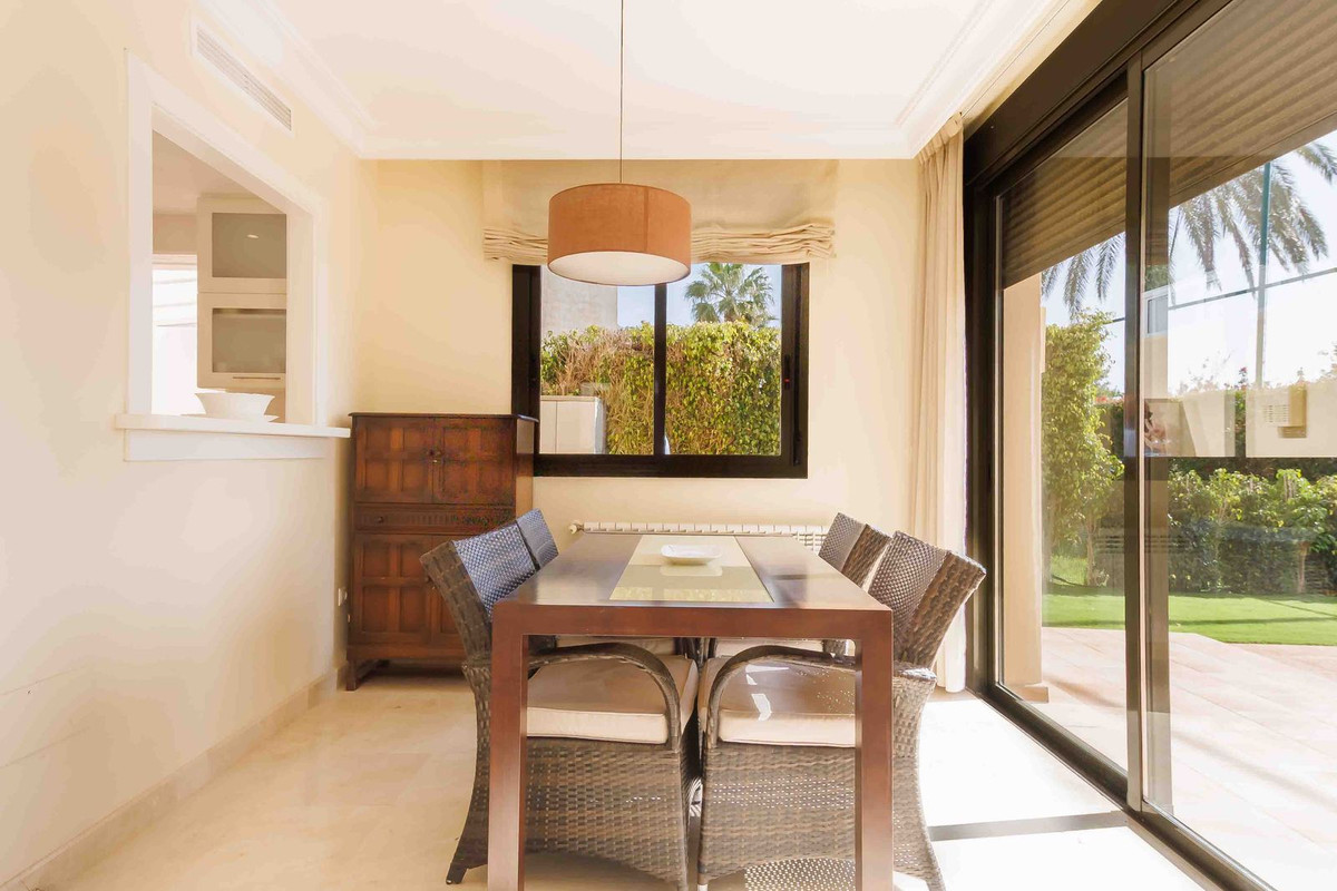 For sale - 3 Bedroom 3 Bathroom House - Detached Villa in San Javier - Roda Golf  - Murcia