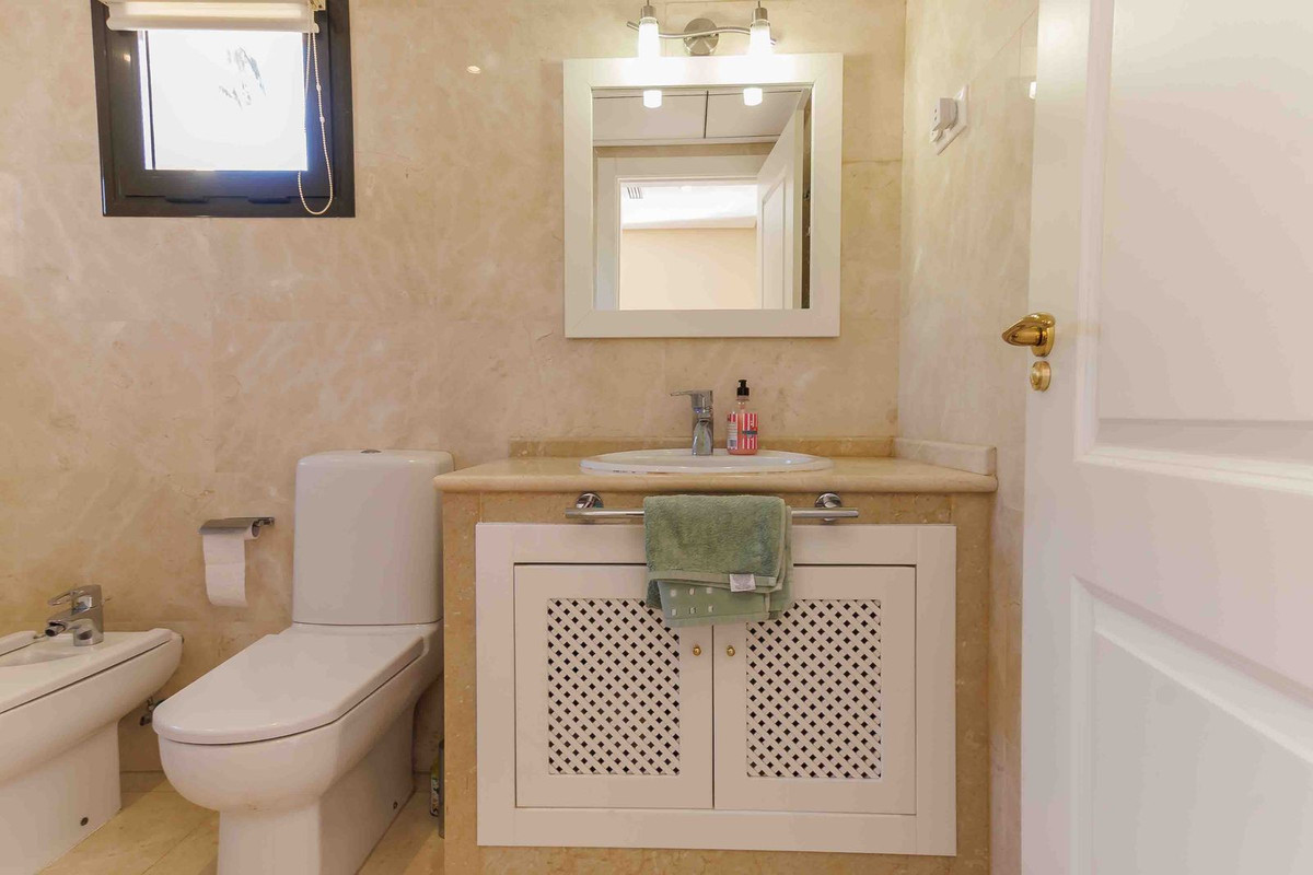 For sale - 3 Bedroom 3 Bathroom House - Detached Villa in San Javier - Roda Golf  - Murcia