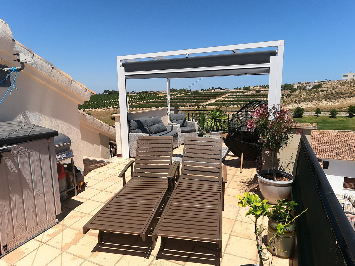 For sale - 2 Bedroom 2 Bathroom Apartment - Middle Floor Apartment in Algorfa - La Finca Golf  - Alicante