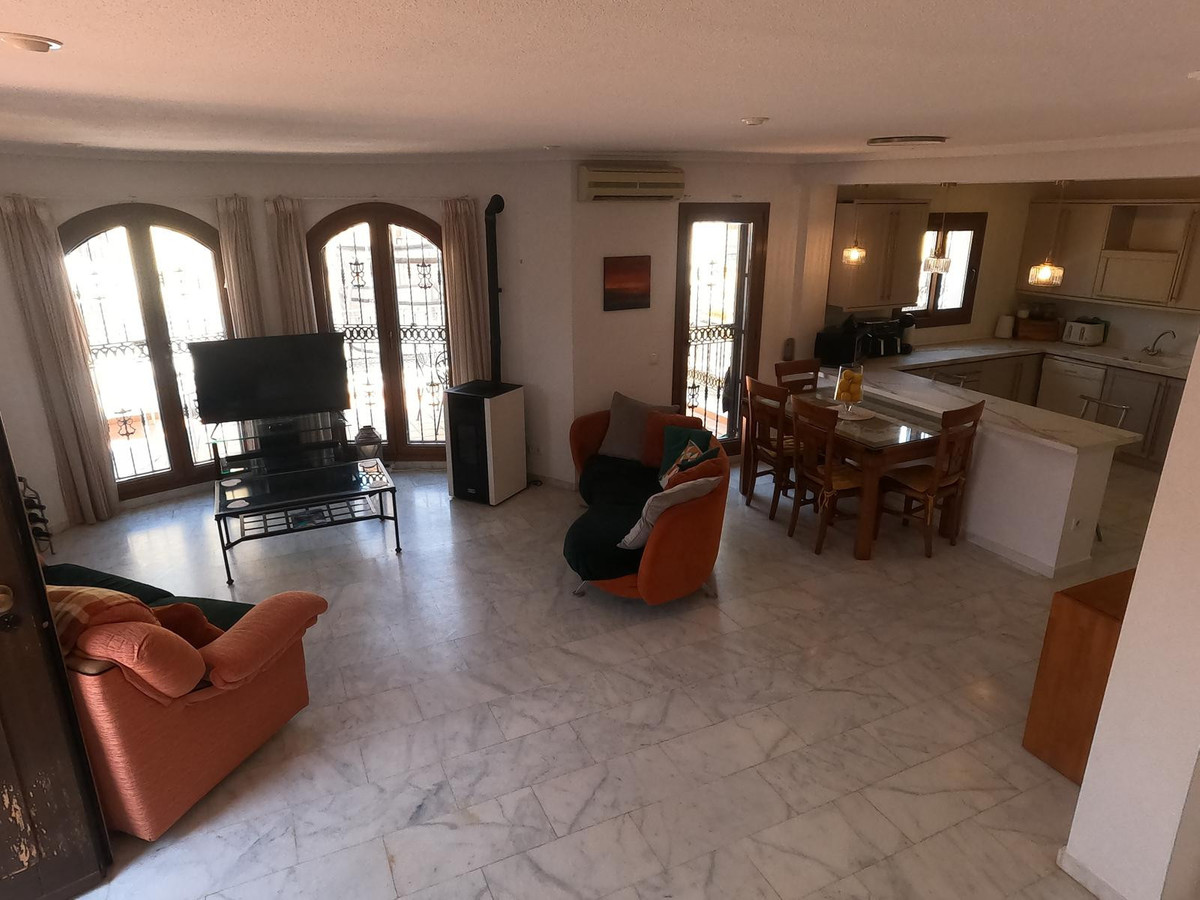 For sale - 3 Bedroom 2 Bathroom House - Detached Villa in Algorfa - La Finca Golf  - Alicante